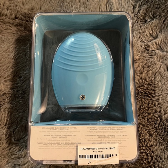 foreo 3 - Picture 2 of 2